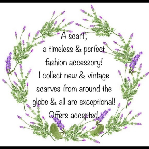 Stunner! Stunning! Spun polyester that is equal to silk! - Picture 8 of 8